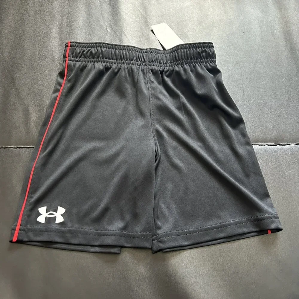 NWT Under Armour Athletic Set Boys Size 5